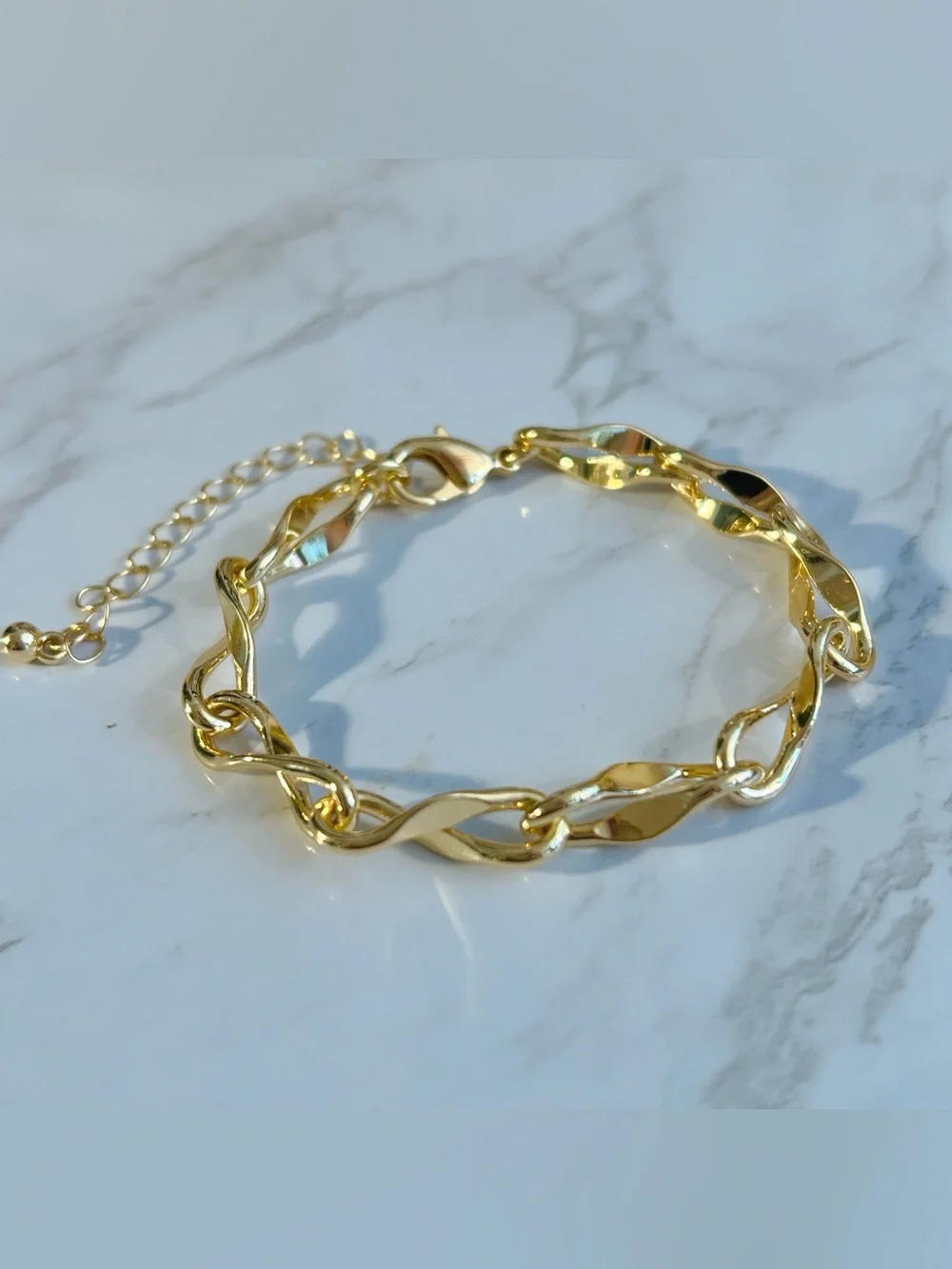 18k yellow gold filled Infinity ♾️ link 6” to 8.5” bracelet adjustable 🌟